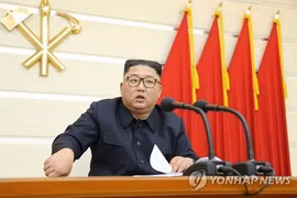 Virus corona: Kim Jong Un họp Bộ Chính trị mở rộng, ra mệnh lệnh nóng