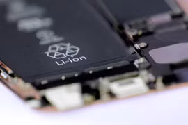 Pin mới có thể tự sạc mà không mất năng lượng