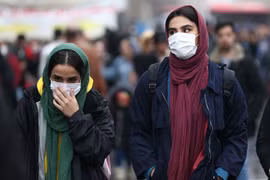 Báo động ổ dịch Covid-19 ở Iran, Ý