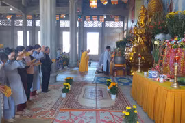 Lễ chùa cầu an rằm tháng Giêng