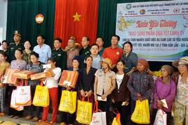 Xuân thấm đẫm tình người