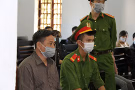 Xuất hiện nhân chứng mới, hoãn xét xử cựu bí thư xã giết người, đốt xác