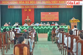 Ứng cử viên đại biểu HĐND tỉnh tiếp xúc cử tri vận động bầu cử