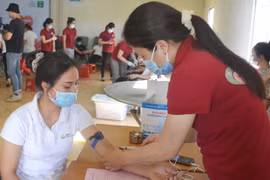 Cán bộ, nhân viên Công ty TNHH Olam Gia Lai hiến máu tình nguyện