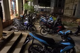 Chư Sê: Xử lý hàng chục "quái xế" trong đêm