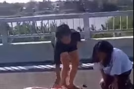 Quảng Nam: Nữ sinh lớp 8 đánh, lột đồ nữ sinh lớp 7