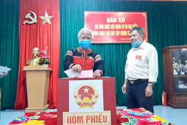 Hỏi chuyện cử tri Gia Lai trong ngày bầu cử