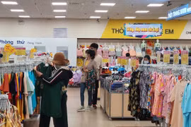 Pleiku: Nhu cầu mua sắm tăng trong dịp lễ