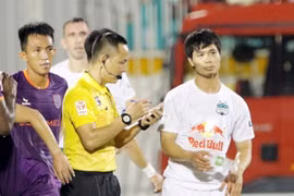 Công Phượng bị treo giò, Quế Ngọc Hải phản ứng... khó đỡ