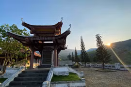 Rừng lạ ào ào lá đỏ (kỳ cuối): Ở lại Chư Tan Kra