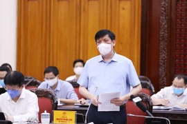 Bộ trưởng Y tế: Các địa phương cần nâng mức cảnh báo COVID-19