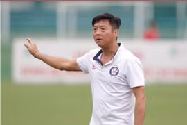 Lộ mức "lót tay" và lương "khủng" khi HLV Lê Huỳnh Đức dẫn dắt B.Bình Dương