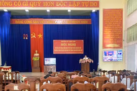 Cấp ủy, chính quyền huyện Chư Pưh đối thoại với các hội, đoàn thể