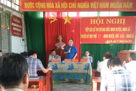 Đại biểu HĐND 2 cấp huyện Phú Thiện tiếp xúc cử tri tại thôn Plei Ơi