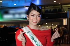 Phương Anh lên đường thi Hoa hậu Quốc tế 2022