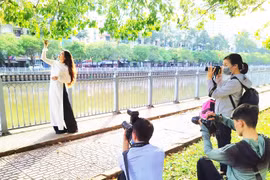 Lạc vào 'dòng kênh ẩm thực dài nhất thế giới'