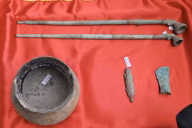 Cận cảnh 10 cổ vật được FBI trao trả về Việt Nam