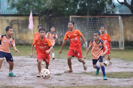 Ngày hội bóng đá của trẻ em cơ nhỡ