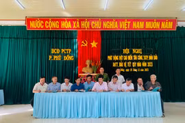 Phường Phù Đổng cam kết không sản xuất, mua bán, tàng trữ và sử dụng pháo nổ trái phép