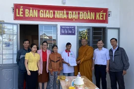 TP. Pleiku bàn giao nhà cho hộ nghèo