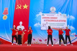 Trường THPT Phan Bội Châu phát động phong trào học tiếng Anh trong nhà trường
