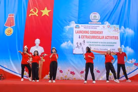 Trường THPT Phan Bội Châu phát động phong trào học tiếng Anh trong nhà trường