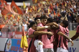 HLV Kiatisak thừa nhận sự thật bất đắc dĩ về HAGL