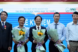 Có thêm 383 nhà giáo được công nhận đạt tiêu chuẩn giáo sư, phó giáo sư