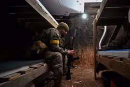 Mỹ nêu "yêu cầu đặc biệt" với Ukraine, Kherson rung chuyển