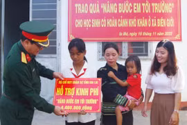 Chắp cánh ước mơ cho trẻ em nghèo nơi biên giới