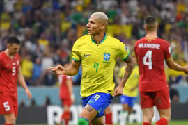 "Vũ công Samba" phô diễn sức mạnh