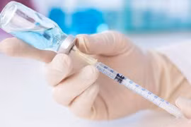 Ia Pa: Tiêm thuốc tại tiệm thuốc tây, 1 cháu bé tử vong