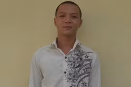 Bắt kẻ chuyên xịt hơi cay cướp tài sản rồi "nướng" vào game bắn cá