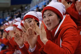 Đội cổ vũ hút hồn của Triều Tiên ở Thế vận hội