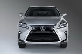 Lexus RX 450hL 2018 có giá từ 1,14 tỷ đồng tại Mỹ