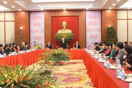 Tổng Bí thư Nguyễn Phú Trọng tiếp kiều bào đón Xuân quê hương 2018