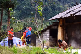 Du xuân trên miền cao phía Bắc
