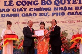 Hơn 1.200 người đạt tiêu chuẩn chức danh giáo sư-phó giáo sư năm 2017