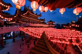 Người châu Á rộn ràng đón năm mới Mậu Tuất