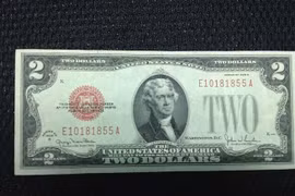 Vì sao thường lì xì tờ 2 USD trong dịp Tết