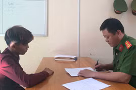 Bắt tạm giam đối tượng trộm tiền để mua xe máy