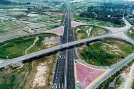 Khẩn trương khắc phục yếu kém trong quản lý đầu tư của các bộ, ngành