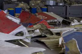 Nóng: MH17 bị bắn rơi, Ukraine bàn giao chứng cứ quan trọng