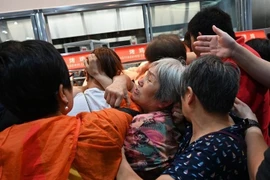 'Thương chiến cái gì?'-siêu thị Mỹ tại TQ vẫn 'thất thủ' ngày mở cửa