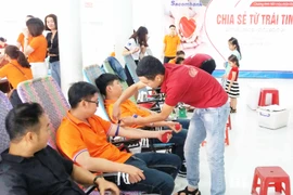 Hơn 100 nhân viên Sacombank Chi nhánh Gia Lai hiến máu nhân đạo