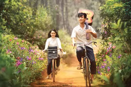 Nguyễn Nhật Ánh: Với cảm xúc, thời gian bất lực