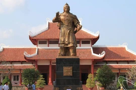 Giải mã thứ vũ khí khủng nhất thế giới của hoàng đế Quang Trung