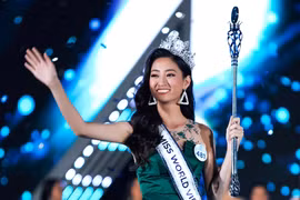Khoảnh khắc đăng quang của mỹ nhân 10x tại Miss World Việt Nam 2019