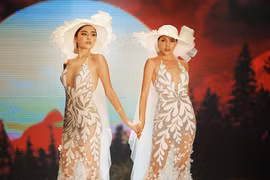 Kỳ Duyên, Minh Triệu diện váy cưới gợi cảm, nắm tay tình tứ