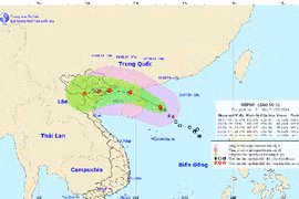 Bão số 3 tiến vào vịnh Bắc Bộ, sức gió giật cấp 12